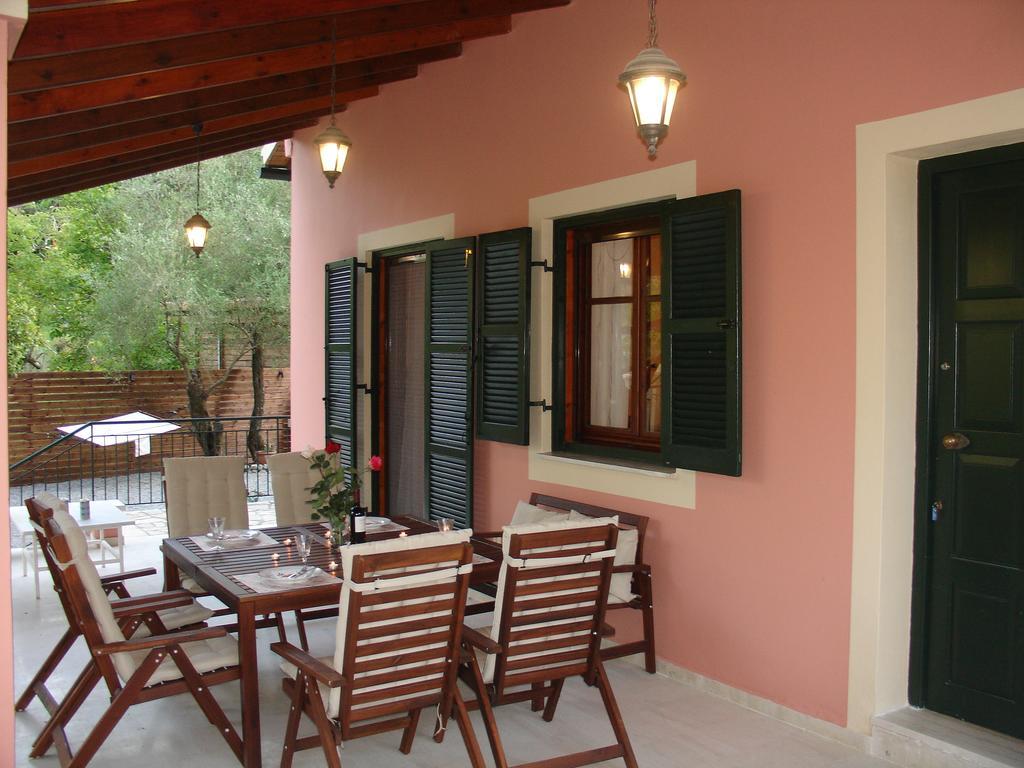 Villa Magia Ipsos Exterior photo