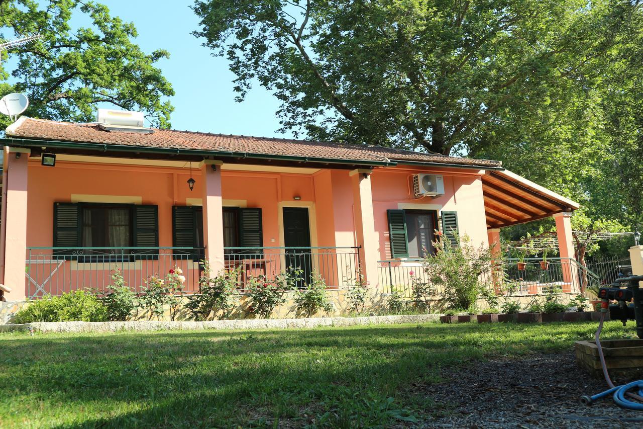Villa Magia Ipsos Exterior photo
